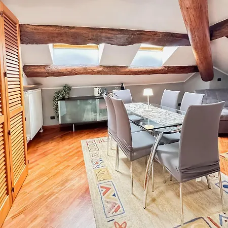 Romantica Mansarda - Vista Duomo&centro Storico Διαμέρισμα