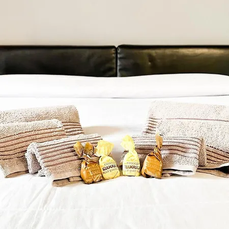 Romantica Mansarda - Vista Duomo&centro Storico Διαμέρισμα *